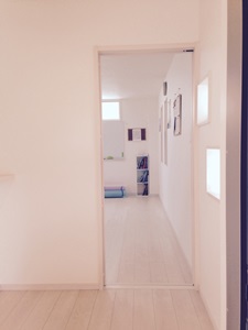 北桜塚カルチャーサロン「アンソレイエ」エントランス